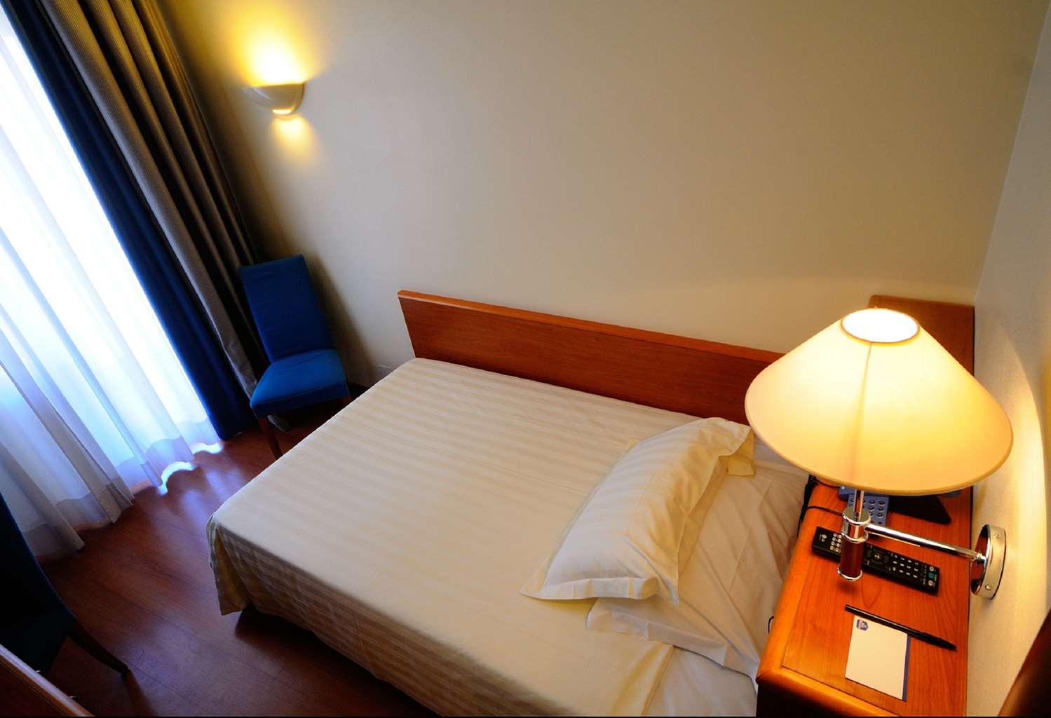 Best Western Hotel Globus Rome Extérieur photo
